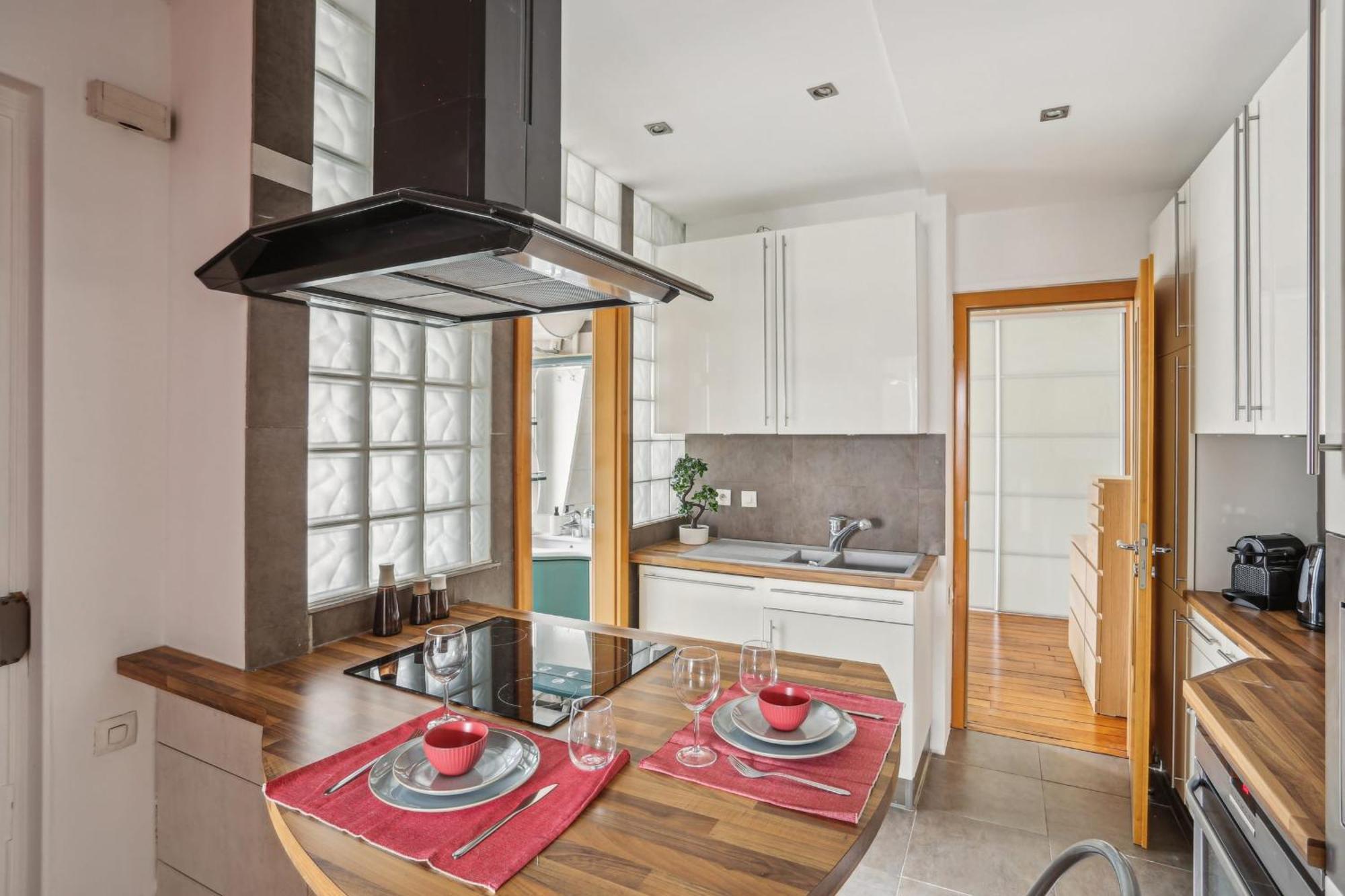 Arc De Triomphe - Lauriston 1bdr Apartment *